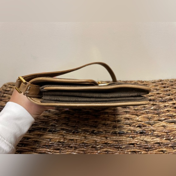 100% Authentic EXTREMELY RARE Early Vintage Gucci Micro GG Saddle Shoulder Bag - Picture 4 of 13